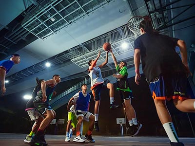 今日雄鹿vs湖人全場回放